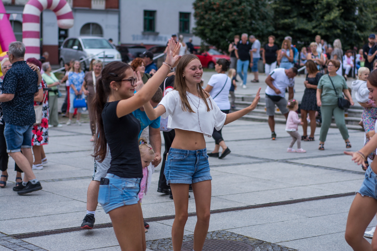 Potańcówka na zakończenie lata. Tłumy! 16