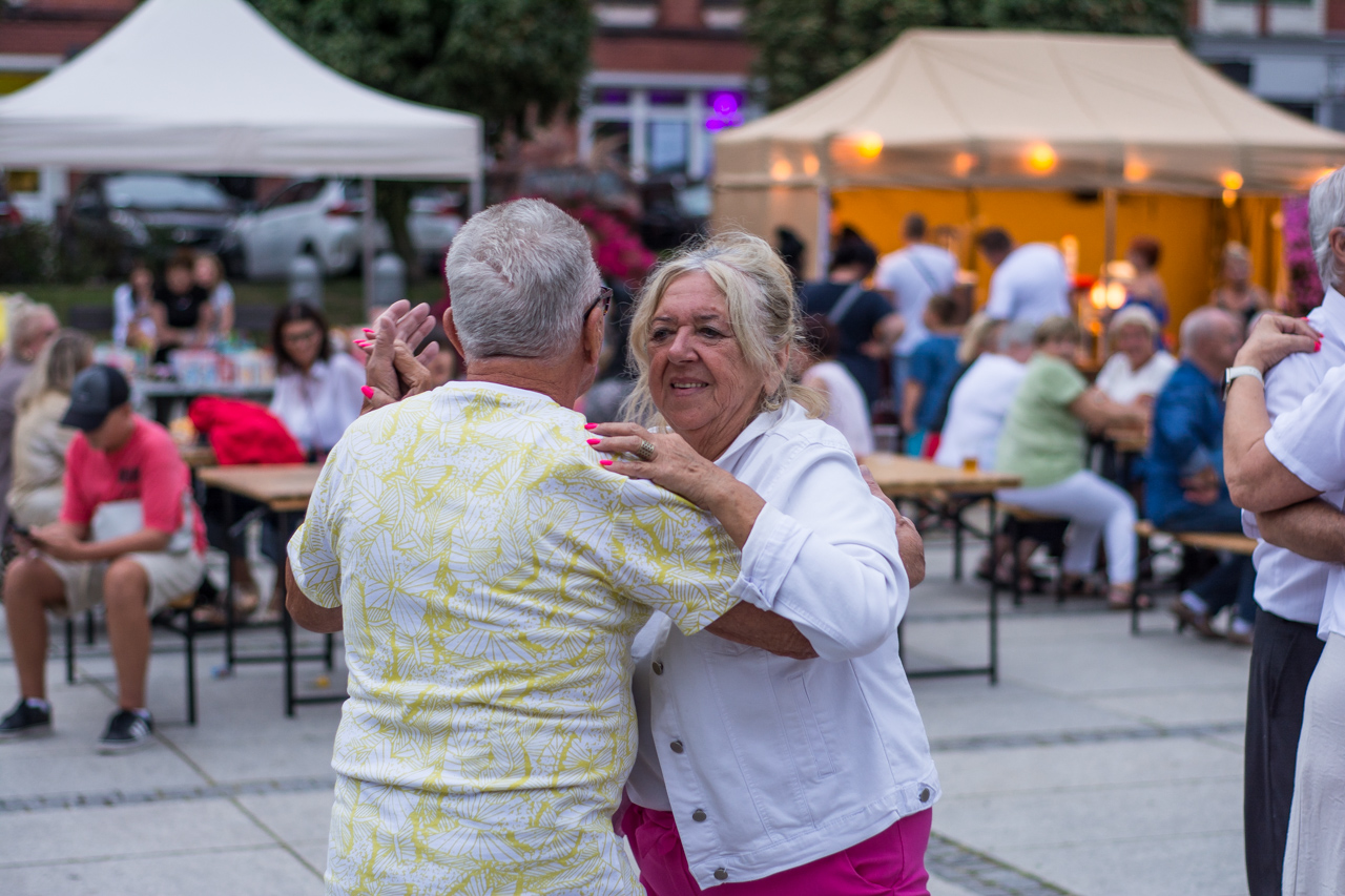 Potańcówka na zakończenie lata. Tłumy! 17