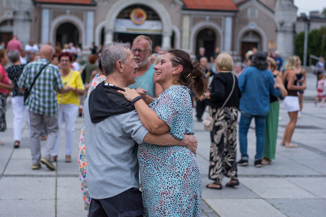 Potańcówka na zakończenie lata. Tłumy! 24