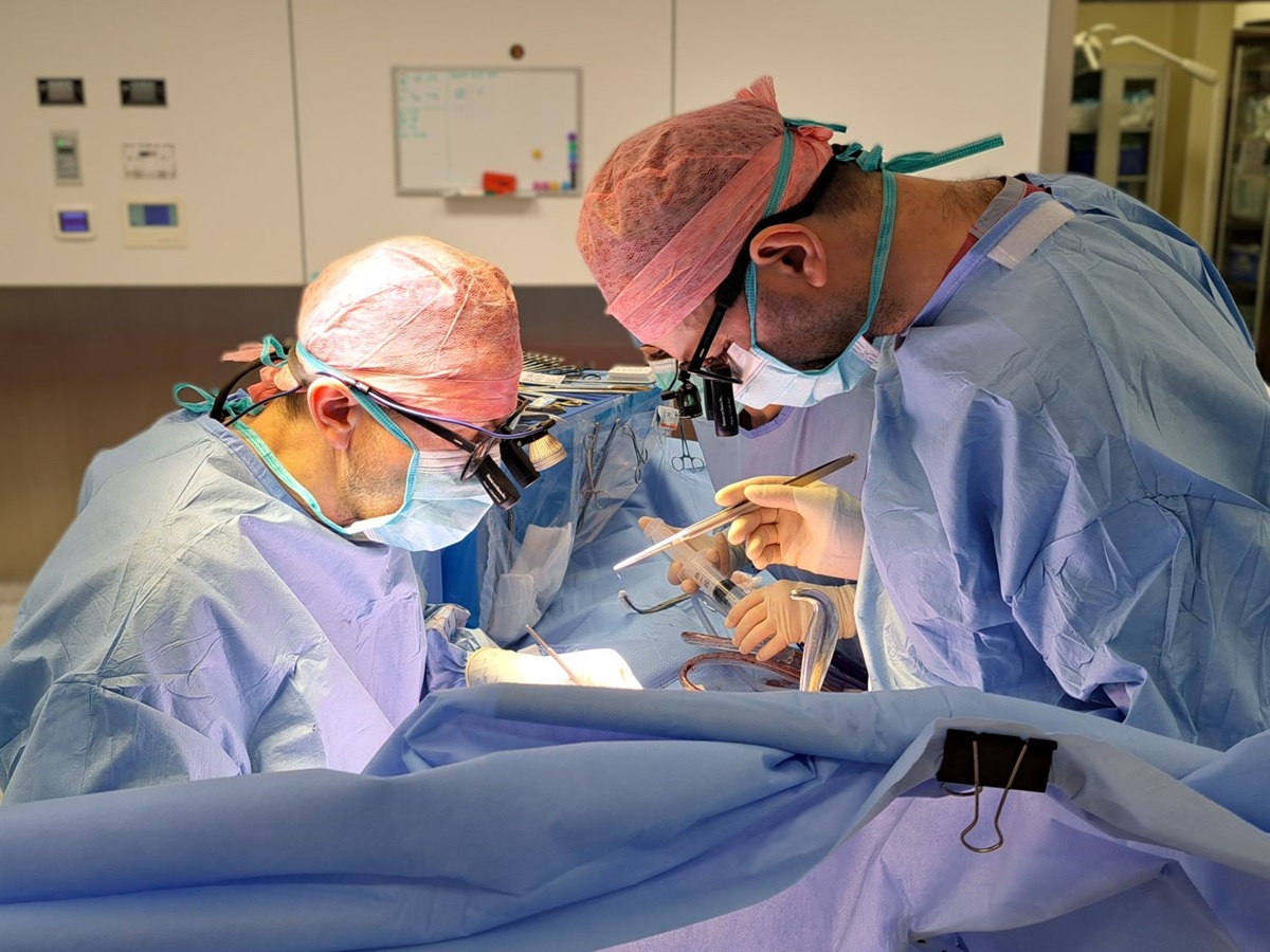 Zespół SCCS przeprowadził transplantację obu płuc u 77-letniego pacjenta