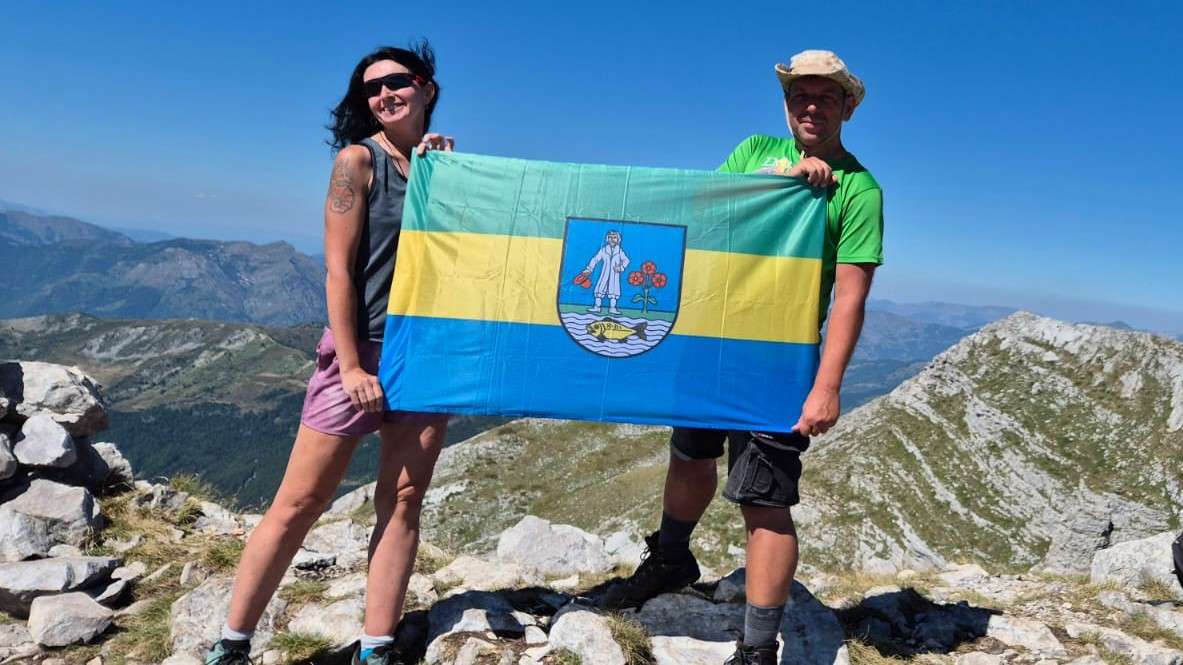 Flaga Siemianowic Śląskich na Magliciu, Złej Kolacie i Dinarze