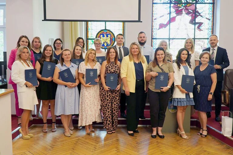 Nauczyciele w Siemianowicach Śląskich awansują: Uroczystość nadania stopnia mianowanego