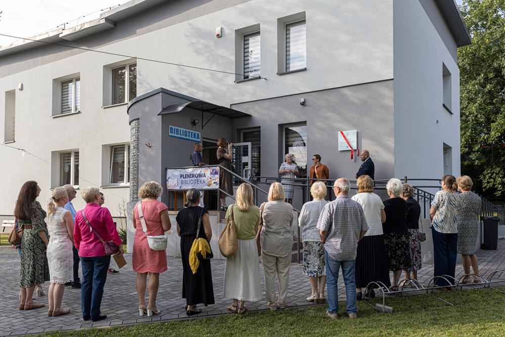 Odsłonięcie tablicy upamiętniającej Zygmunta Stuchlika / fot. Artur Pławski/ UM Orzesze
