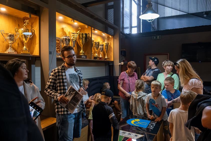 Zwiedzanie Stadionu Zimowego z Michałem Belicą / fot. Grzegorz Krzysztofik Fotografia, Muzeum Miejskie w Tychach