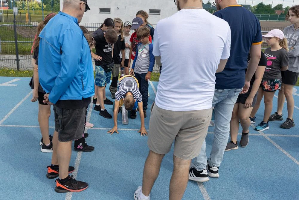 Zwiedzanie Stadionu Lekkoatletycznego w Tychach / fot. Artur Pławski, Muzeum Miejskie w Tychach