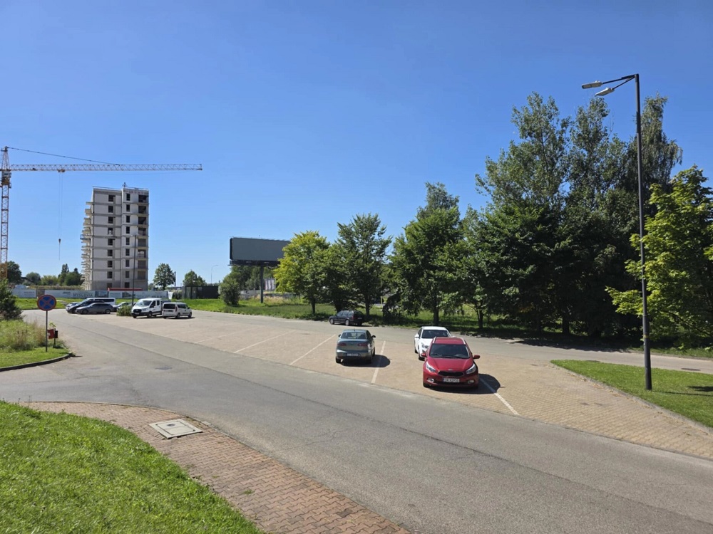 Od 1 września parking przy Hali MOSiR Mysłowice będzie płatny