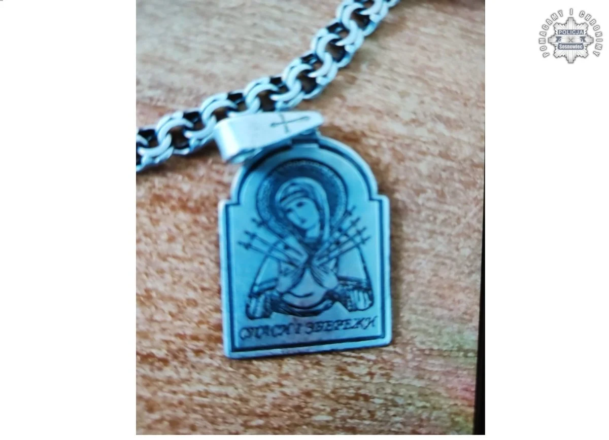 Nieznany mężczyzna znaleziony przy ul. Dworskiej – policja prosi o pomoc