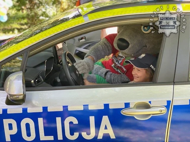 Sosnowieccy mundurowi wzięli udział w inicjatywie „Mopsikobus”
