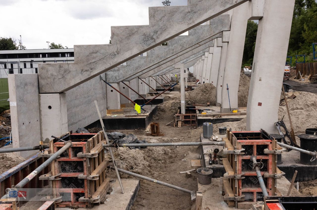 Trwa dalsza rozbudowa obiektu piłkarskiego Polonii Bytom