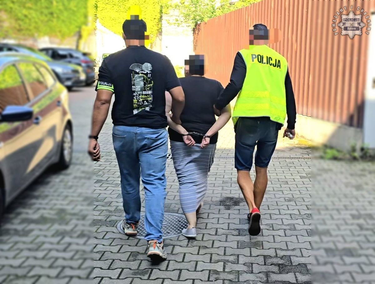 Trzy osoby zatrzymane - podawały się za pracowników administracji