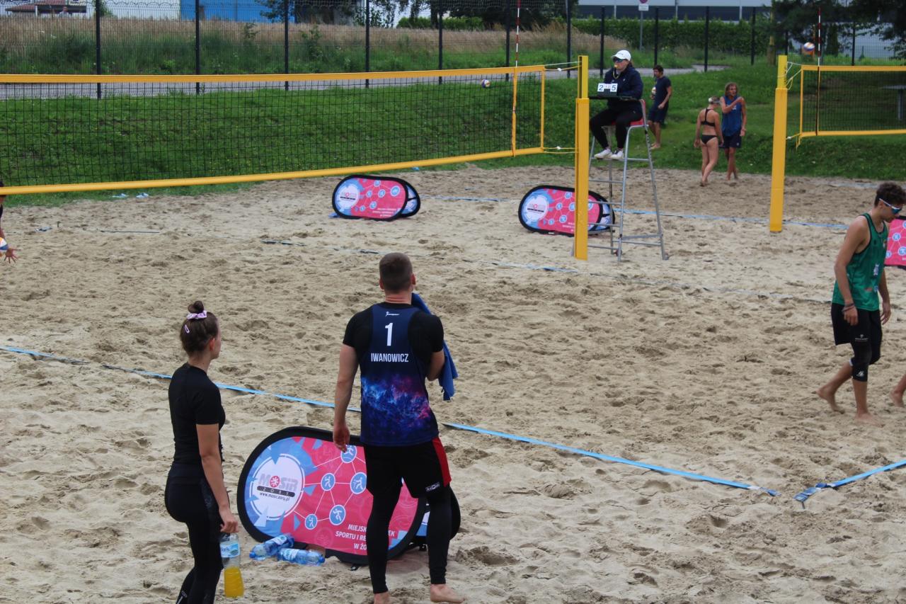 X Otwarte Mistrzostwa Śląska w Siatkówce Plażowej 11