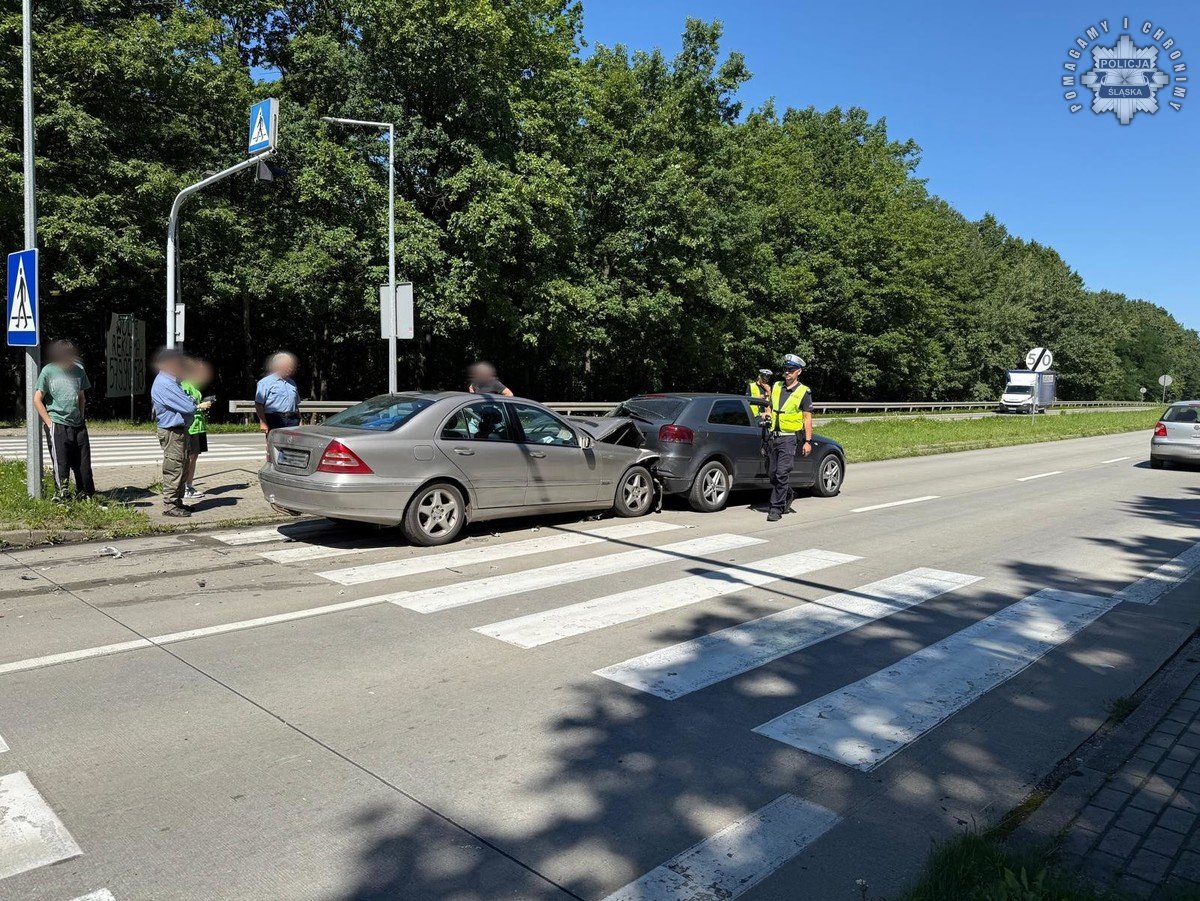 Wypadek na DK81 w Żorach - świadkowie i służby zareagowały błyskawicznie!