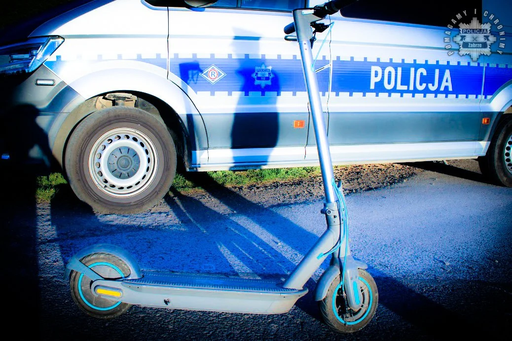 Zabrze: Nastolatkowie na hulajnodze uderzyli w prawidłowo jadący samochód!