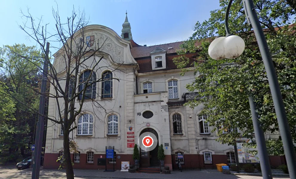 Zmiana wejścia do Urzędu Miejskiego w Świętochłowicach – ważne informacje dla mieszkańców