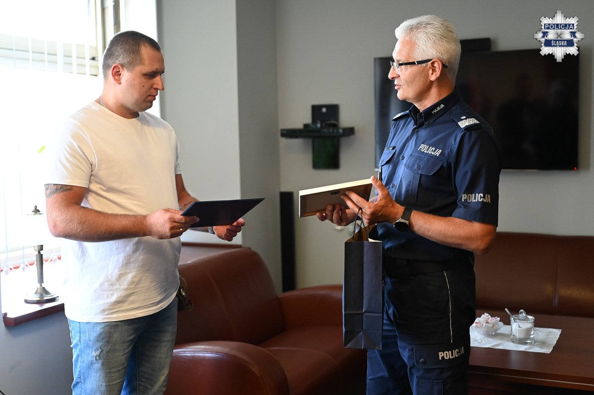 Bohaterscy mieszkańcy Chorzowa ujęli nożownika – podziękował im szef Śląskiej Policji