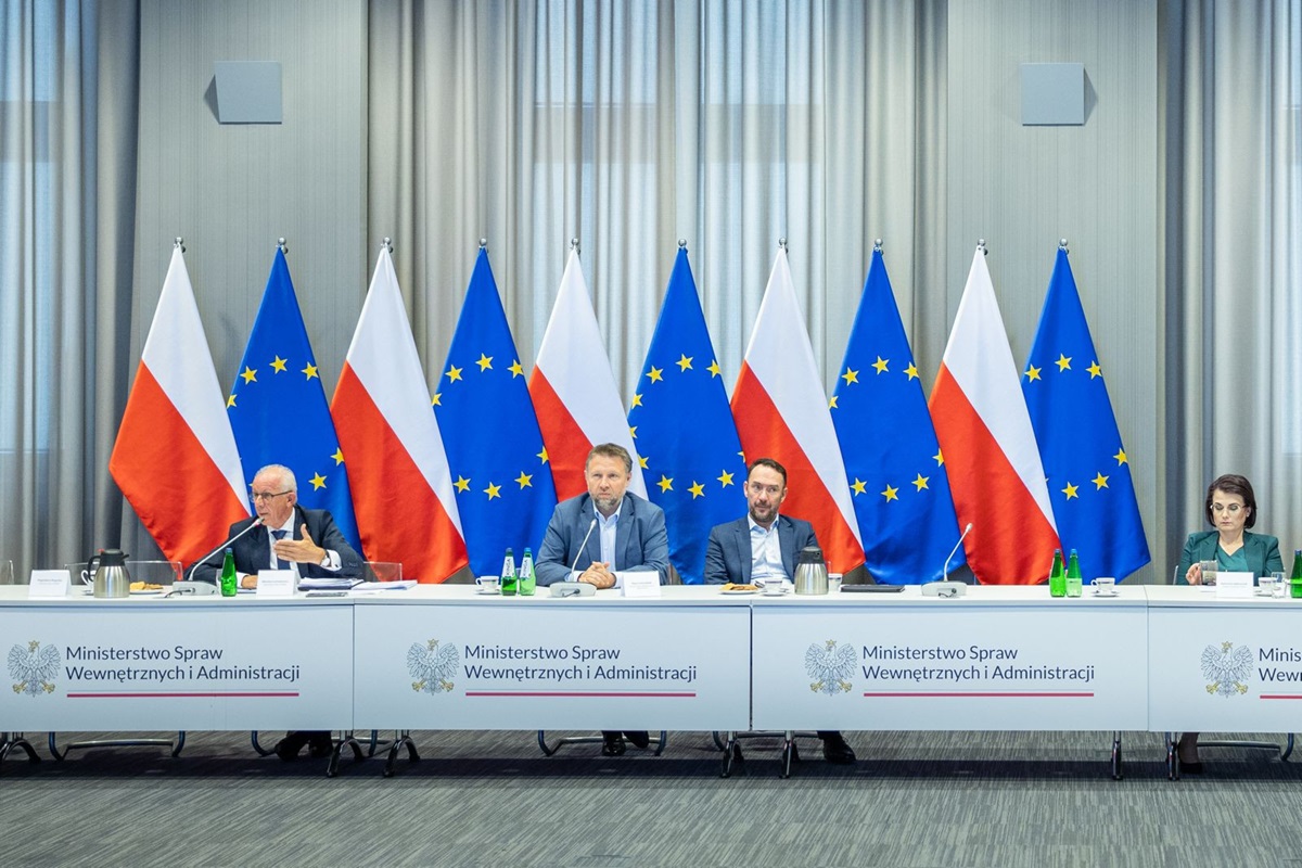 Ponad 5,1 mld zł na ochronę ludności i obronę cywilną – rządowe wsparcie dla regionów, samorządów i organizacji pozarządowych