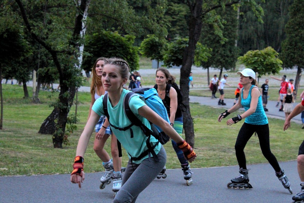 Nightskating - czyli na rolkach przez miasto