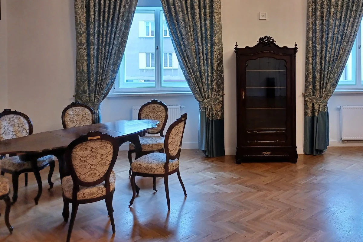 Wodzisław Śląski odbudowuje historyczne wnętrza pałacu Dietrichsteinów