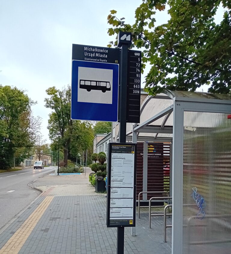 Nowe oznakowanie przystanków w Siemianowicach Śląskich – koniec modernizacji