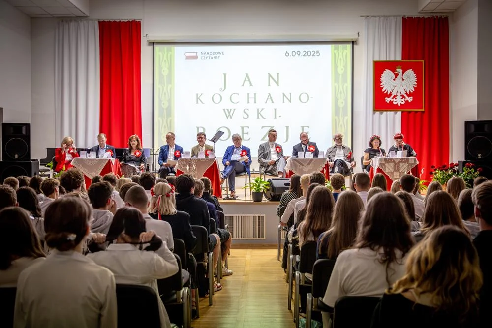 Narodowe Czytanie Kochanowskiego w Zespole Szkół nr 1 w Tychach