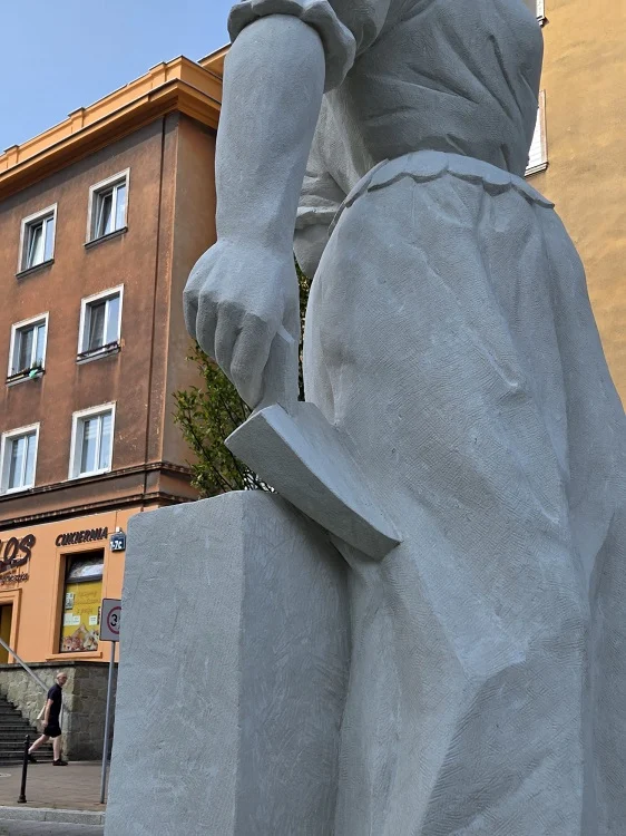 Zakończono prace konserwatorskie rzeźby „Murarka”