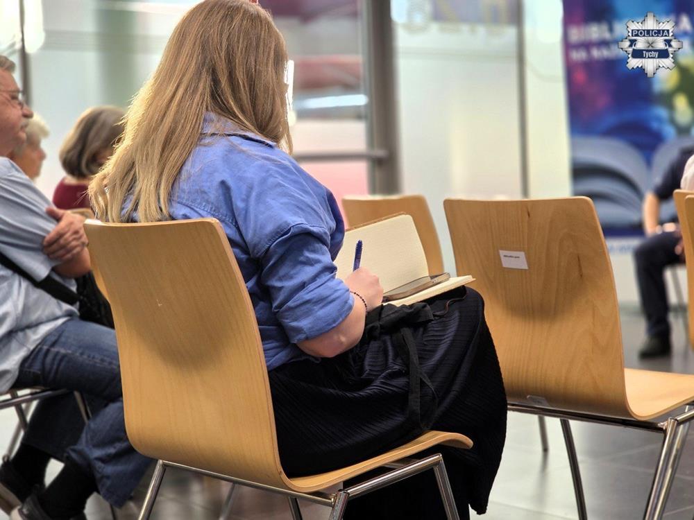 Debata o bezpieczeństwie w bibliotece / fot. KMP Tychy