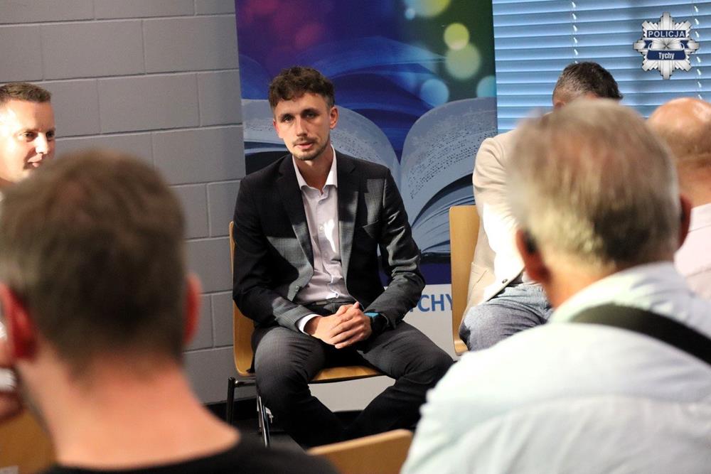 Debata o bezpieczeństwie w bibliotece / fot. KMP Tychy