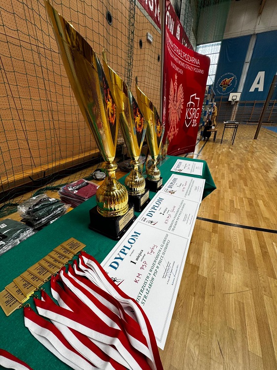 Strażacy z Tychów wygrywają XV Mistrzostwa województwa śląskiego w piłce siatkowej