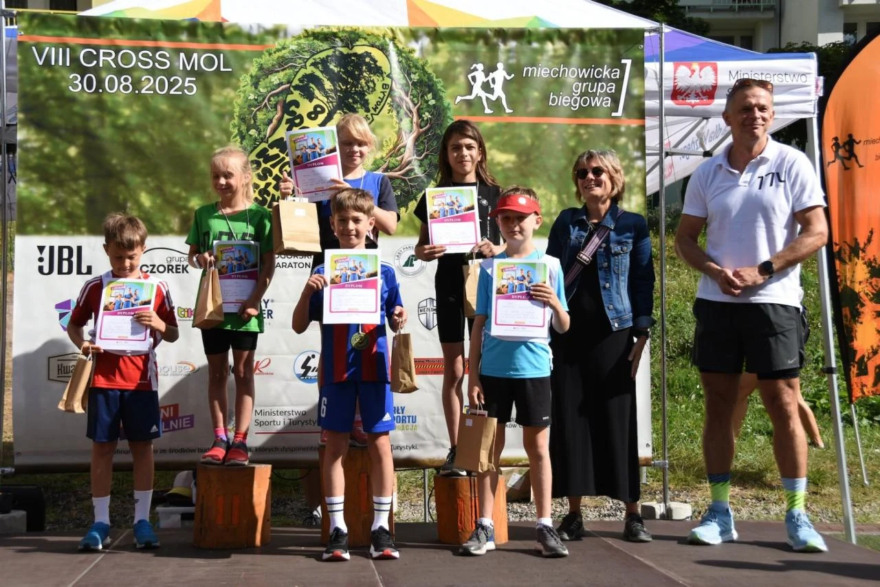 Ósma edycja crossowych zawodów biegowych 6