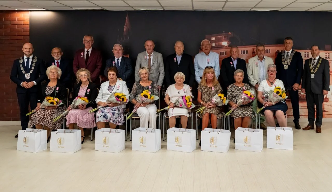 Bytomianie świętowali Złote Gody. 41 par odebrało Medale za Długoletnie Pożycie Małżeńskie