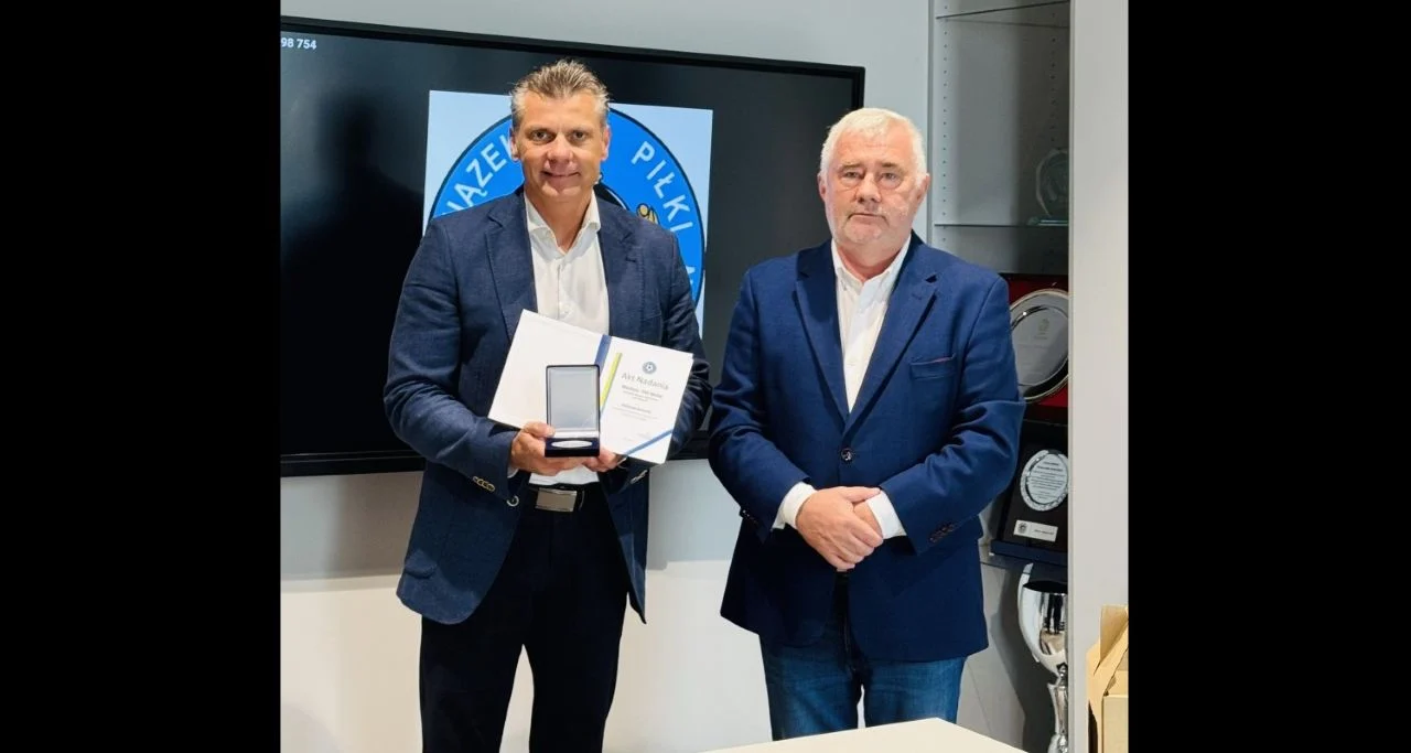 Prezydent Mariusz Wołosz wyróżniony przez Śląski Związek Piłki Nożnej