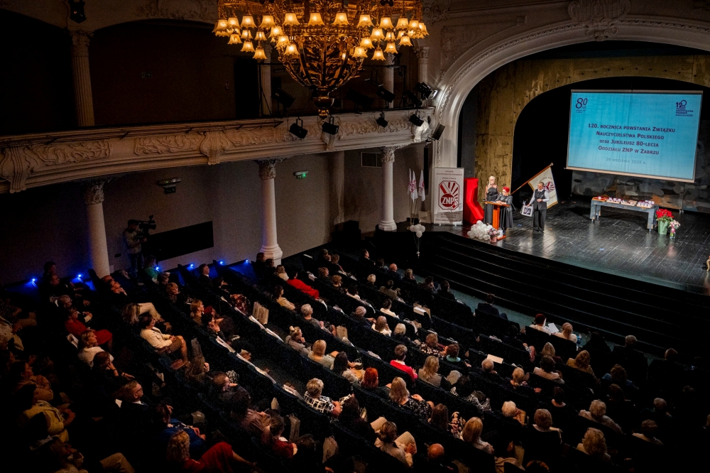 Teatr Nowy w Zabrzu gościł jubileusz ZNP. 120 lat tradycji edukacyjnej! /fot. UM Zabrze 5