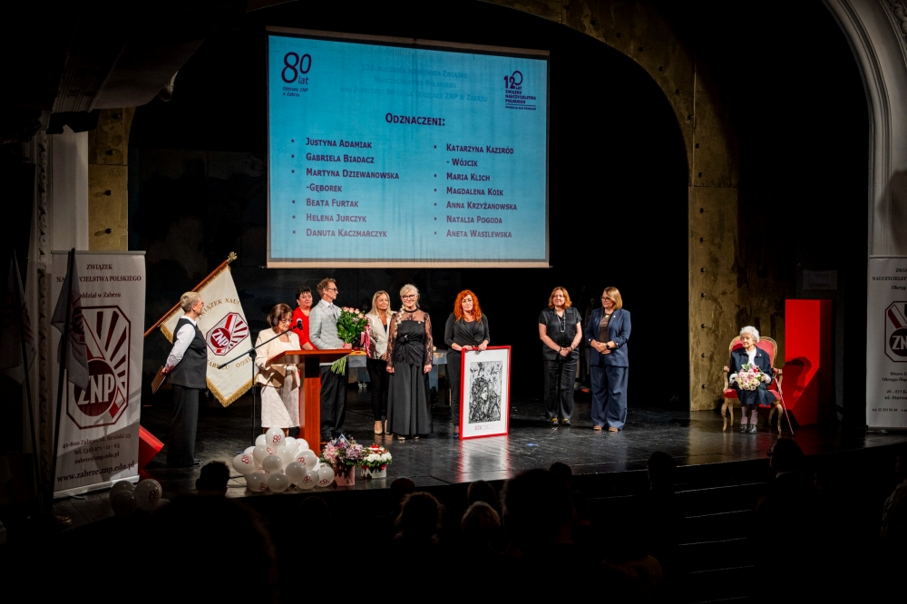 Teatr Nowy w Zabrzu gościł jubileusz ZNP. 120 lat tradycji edukacyjnej! /fot. UM Zabrze 7