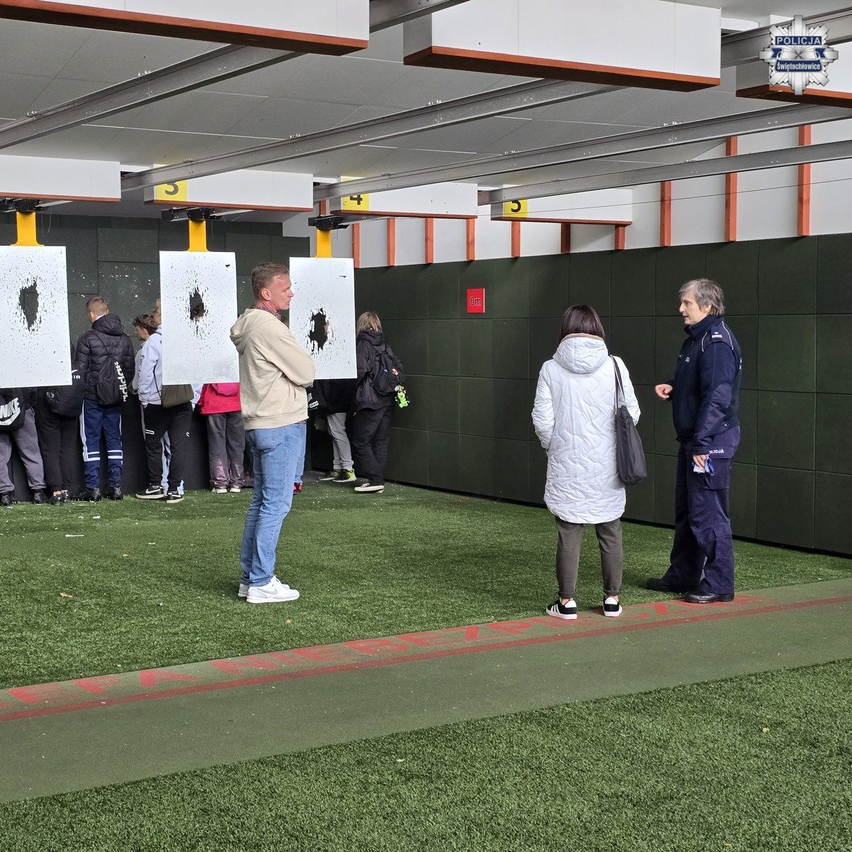 Świętochłowicka młodzież w Szkole Policji. Ruszył V Tydzień Przeciwko Przemocy