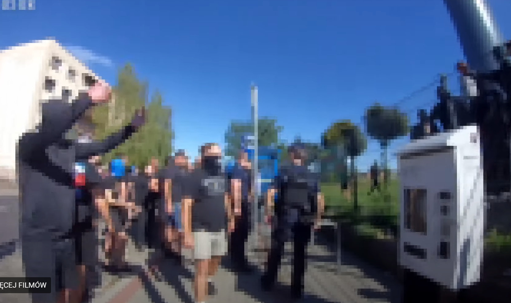 Policja udaremnia próbę starcia pseudokibiców przed meczem w Chwałowicach