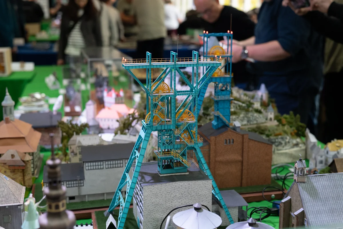 Trwa Regionalny Konkurs Modeli Kartonowych w Rudzie Śląskiej. Zobaczcie zdjęcia!