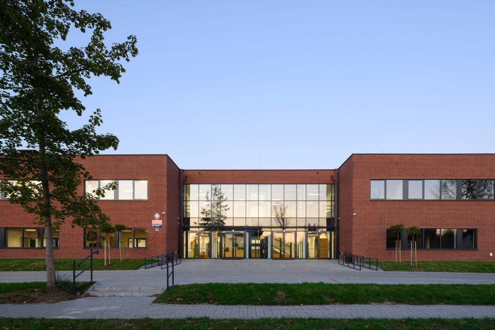 Budynek Szkoły Podstawowej nr 17 z nagrodą LOOP Design Awards 2025!