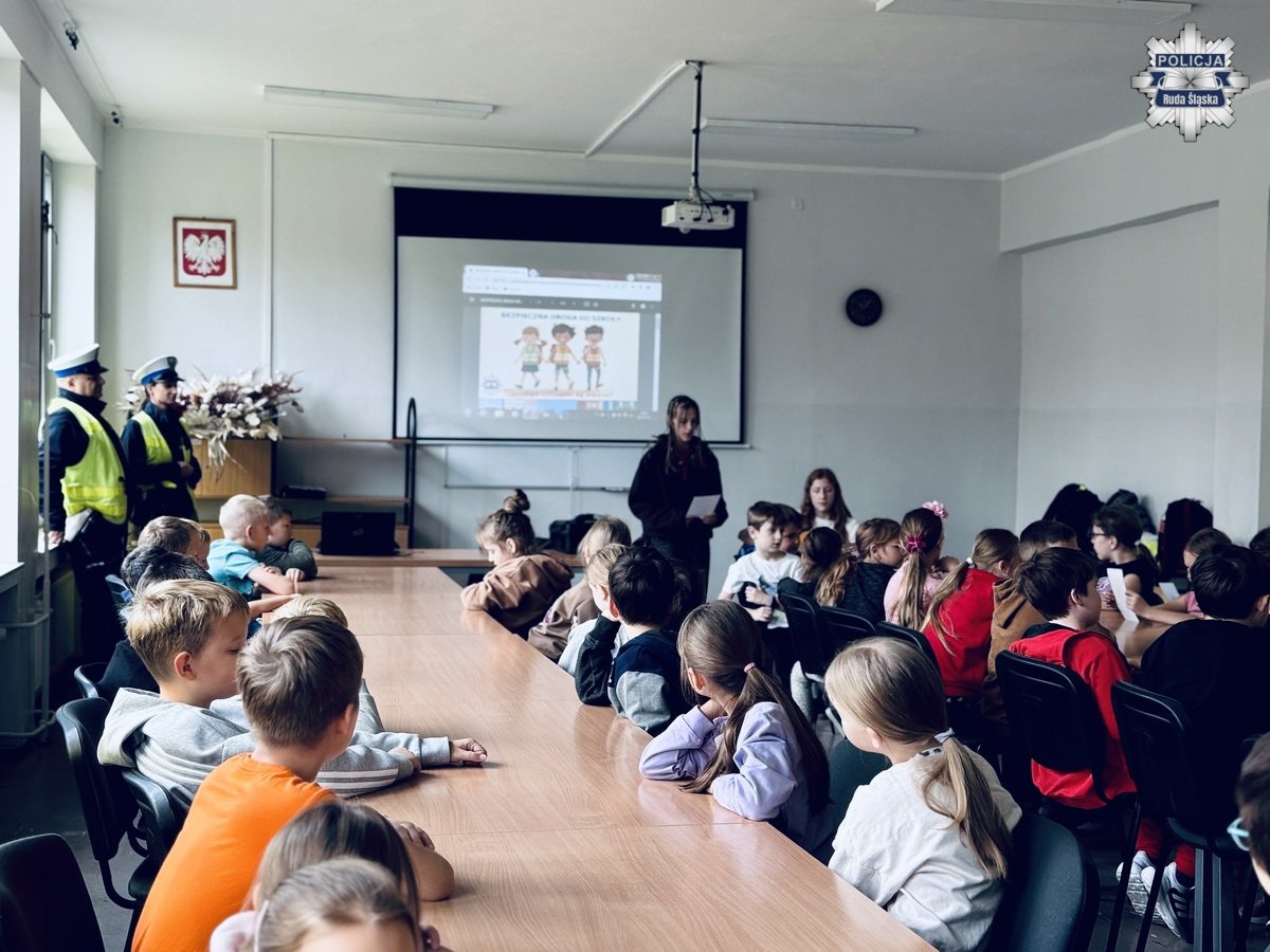 Bezpieczna droga z Policją: Spotkanie uczniów z mundurowymi