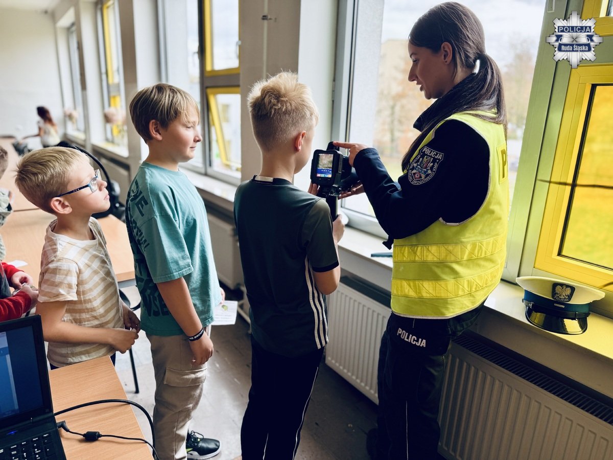 Bezpieczna droga z Policją: Spotkanie uczniów z mundurowymi