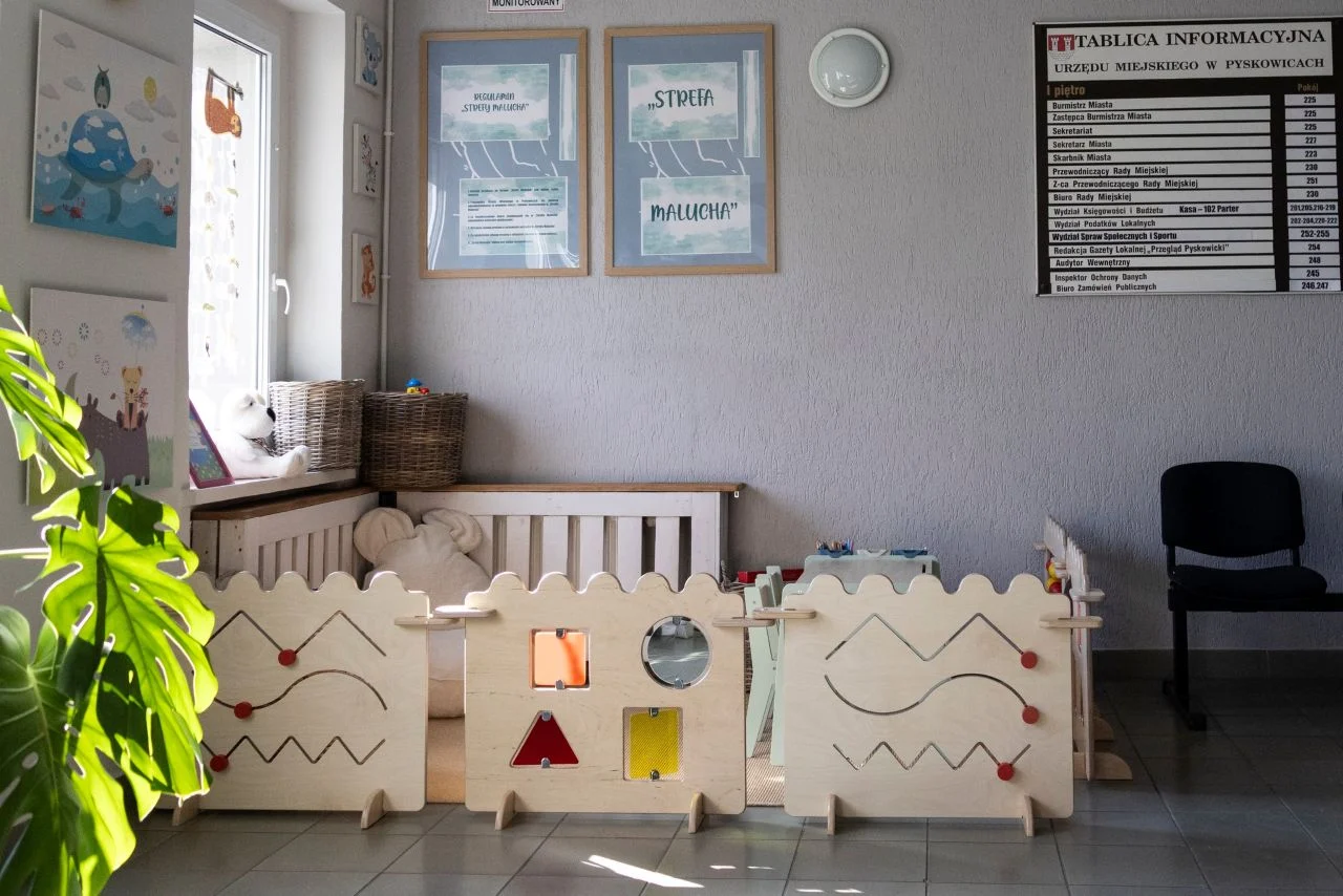 Kącik malucha w urzędzie miejskim po metamorfozie. Sprawdź, co się zmieniło!