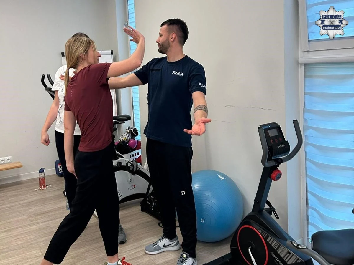 Szkolenie z samoobrony dla pracowników pomocy społecznej w Wodzisławiu Śląskim