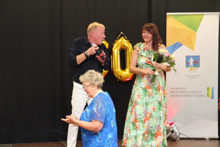 Jubileusz 50-lecia Klubu Seniora w Siemianowicach – pełen radości i muzyki