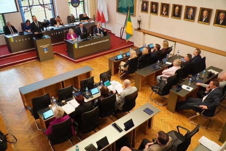 Strategia transportowa do 2030 i pakiet uchwał. Podsumowanie 24. sesji Rady Miasta