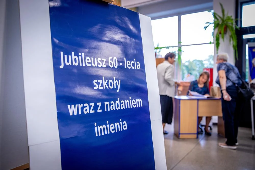 Szkoła Podstawowa nr 17 w Tychach obchodzi jubileusz 60-lecia i otrzymuje nowe imię