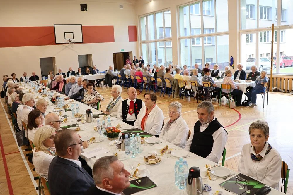 Orzesze świętowało Dzień Seniora. Były życzenia, występy i wspólny obiad