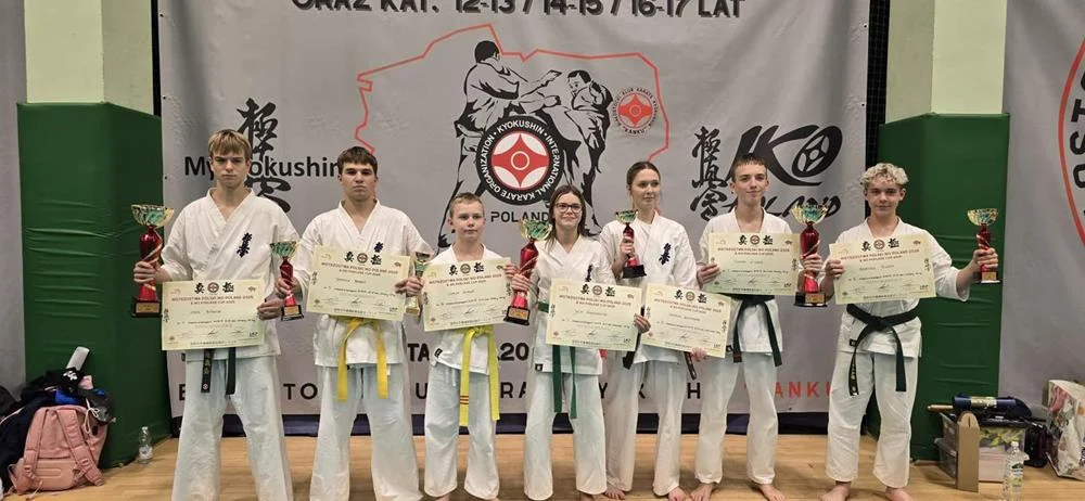 7 medali dla UKS Karate Kyokushin Orzesze na Mistrzostwach Polski 2025