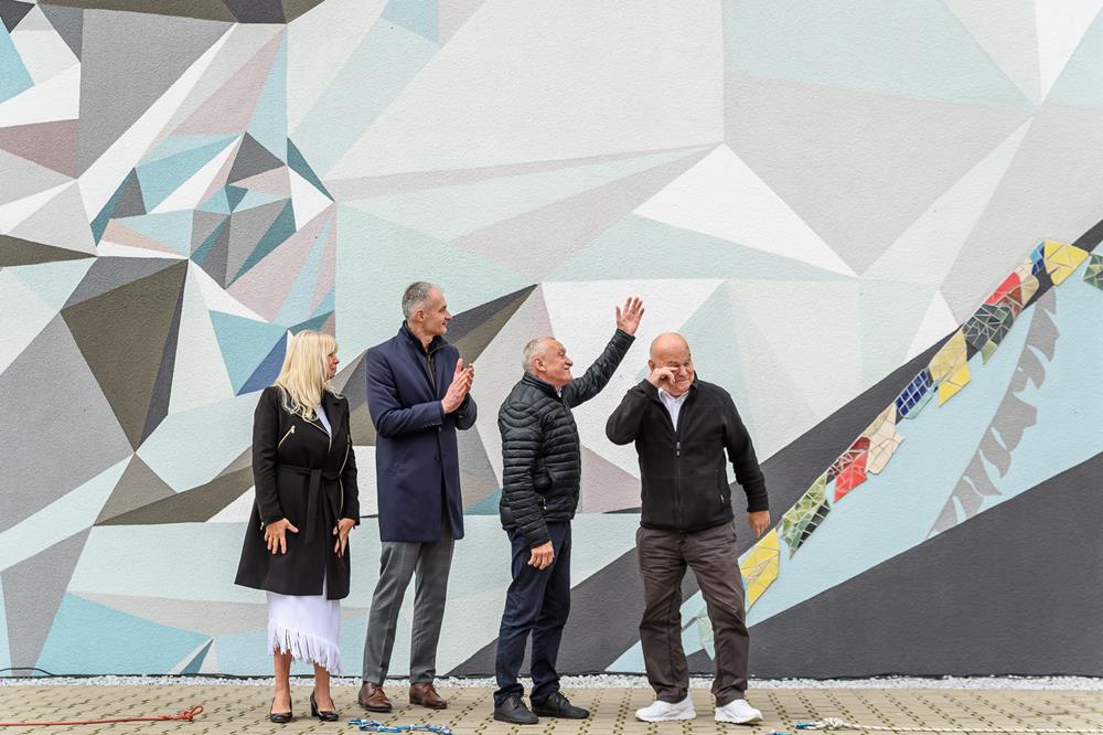 Odsłonięcie muralu „Przez Himalaje do gwiazd” / fot. Włodzimierz Chrzanowski, Kamil Peszat, MCK Tychy