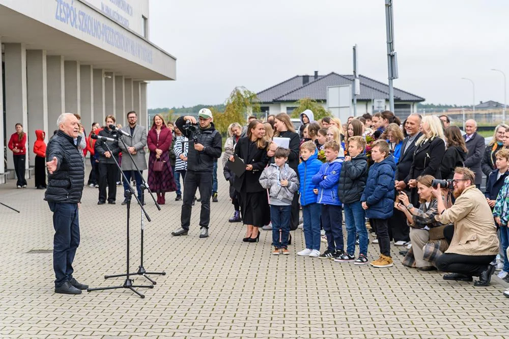 Odsłonięcie muralu „Przez Himalaje do gwiazd” / fot. Włodzimierz Chrzanowski, Kamil Peszat, MCK Tychy