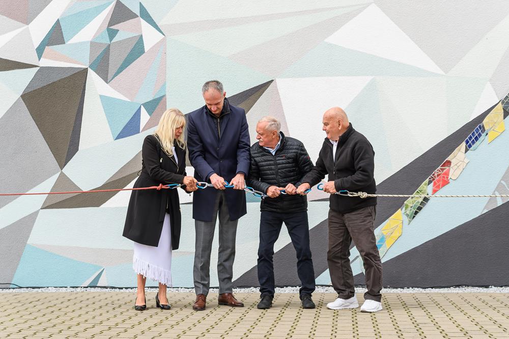 Odsłonięcie muralu „Przez Himalaje do gwiazd” / fot. Włodzimierz Chrzanowski, Kamil Peszat, MCK Tychy