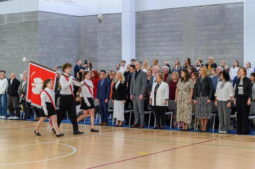 Odsłonięcie muralu „Przez Himalaje do gwiazd” / fot. Włodzimierz Chrzanowski, Kamil Peszat, MCK Tychy